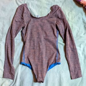 Long sleeve swimsuit rash guard